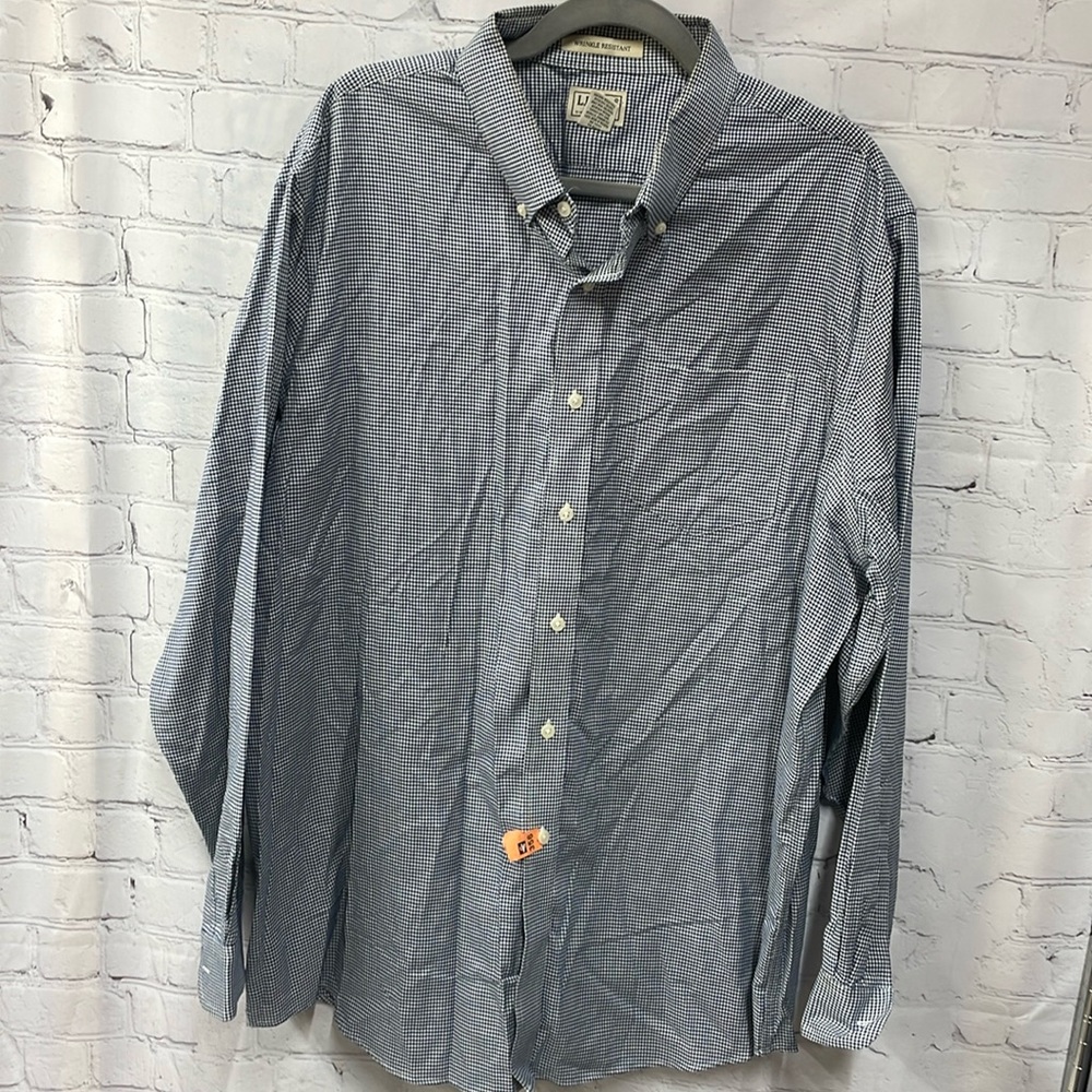 L.L. Bean Cotton navy checked button up XL Regular Shirt